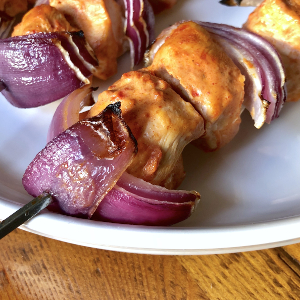 Chicken Kebabs with Red Onion